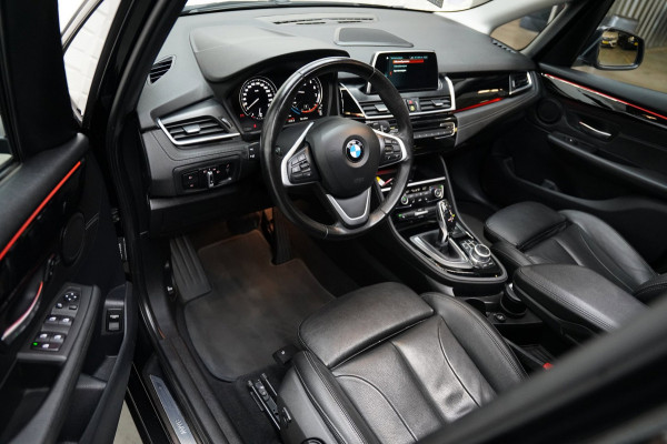 BMW 2 Serie Active Tourer 220i High Executive PANO SFEERVERL