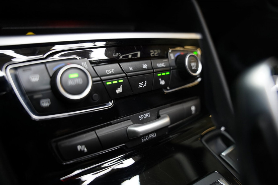 BMW 2 Serie Active Tourer 220i High Executive PANO SFEERVERL