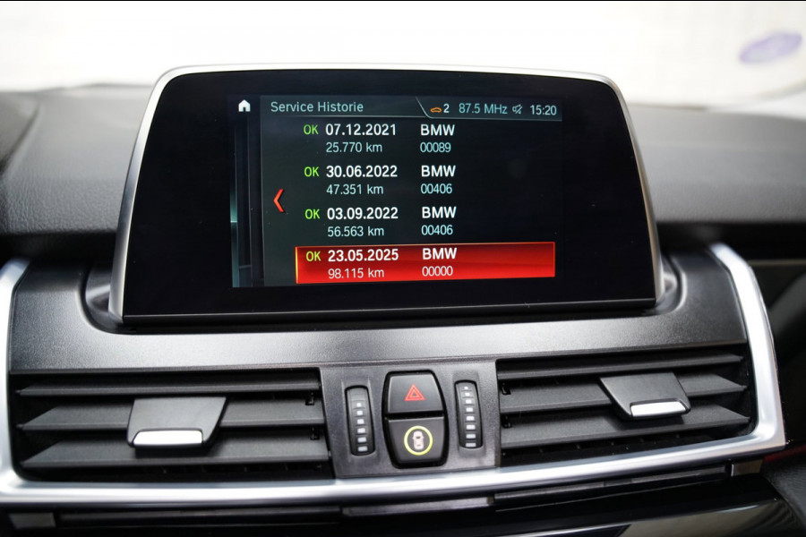 BMW 2 Serie Active Tourer 220i High Executive PANO SFEERVERL