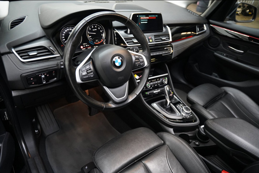 BMW 2 Serie Active Tourer 220i High Executive PANO SFEERVERL