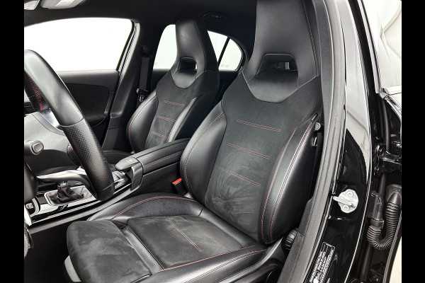 Mercedes-Benz A-Klasse 180 Business Solution AMG | AMG-Line In en Exterieur | Sfeerverlichting | Navigatie | Achteruitrijcamera | Inclusief 24 maanden MB Certified garantie voor Europa.