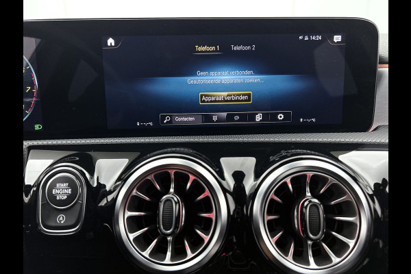 Mercedes-Benz A-Klasse 180 Business Solution AMG | AMG-Line In en Exterieur | Sfeerverlichting | Navigatie | Achteruitrijcamera | Inclusief 24 maanden MB Certified garantie voor Europa.