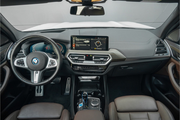 BMW iX3 Executive 80 kWh M-Sport Pano H&K Stuur & Stoelverw Trekhaak