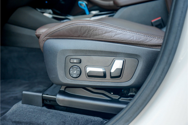 BMW iX3 Executive 80 kWh M-Sport Pano H&K Stuur & Stoelverw Trekhaak