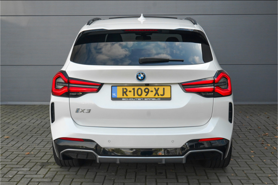 BMW iX3 Executive 80 kWh M-Sport Pano H&K Stuur & Stoelverw Trekhaak
