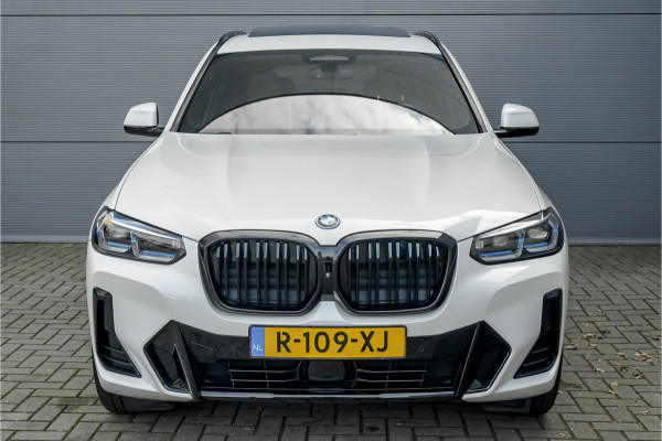 BMW iX3 Executive 80 kWh M-Sport Pano H&K Stuur & Stoelverw Trekhaak
