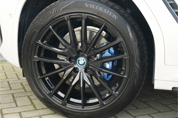 BMW iX3 Executive 80 kWh M-Sport Pano H&K Stuur & Stoelverw Trekhaak