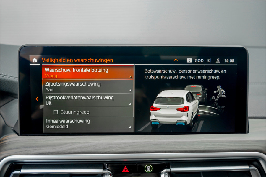 BMW iX3 Executive 80 kWh M-Sport Pano H&K Stuur & Stoelverw Trekhaak