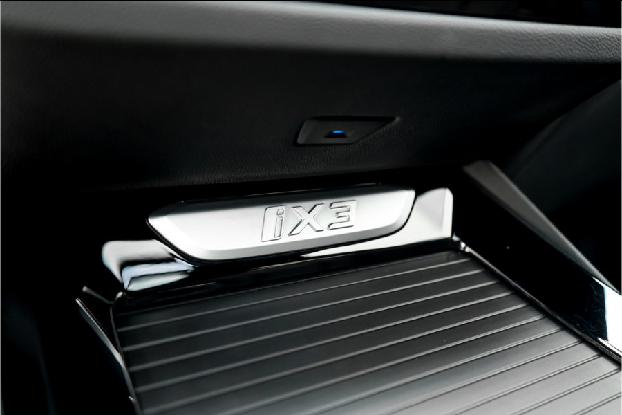 BMW iX3 Executive 80 kWh M-Sport Pano H&K Stuur & Stoelverw Trekhaak