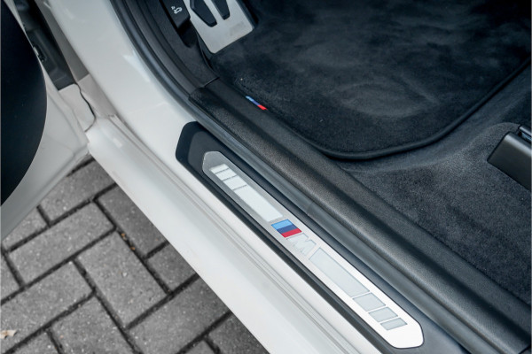 BMW iX3 Executive 80 kWh M-Sport Pano H&K Stuur & Stoelverw Trekhaak