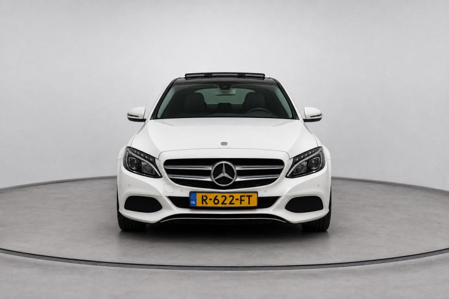 Mercedes-Benz C-Klasse 250 Premium Plus | Panoramadak | Navigatie | Stoelverwarming | Parkeersensoren