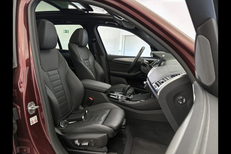 BMW iX3 BWJ 2021 | SOH96% High Executive 80 kWh | TREKHAAK | PANO DAK | LEER | HARMAN&KARDON | 20'' LMV | CLIMA | NAVI | LEER | CARPLAY |