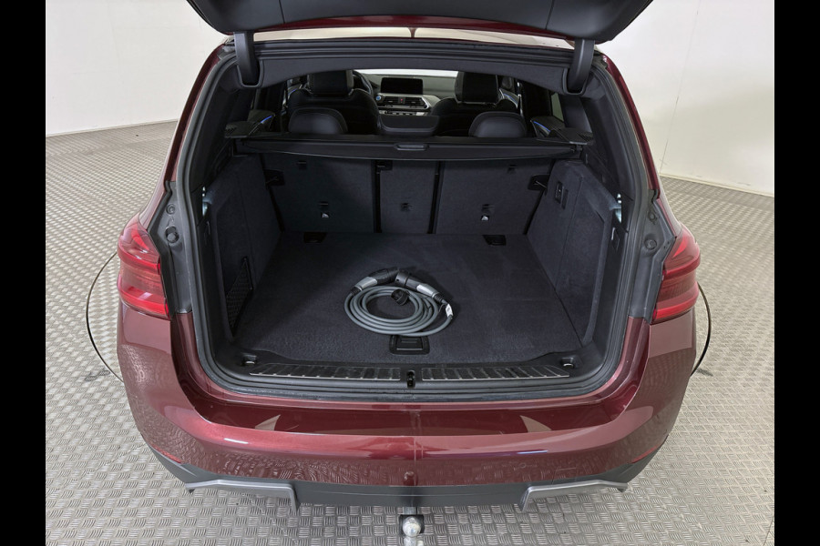 BMW iX3 BWJ 2021 | SOH96% High Executive 80 kWh | TREKHAAK | PANO DAK | LEER | HARMAN&KARDON | 20'' LMV | CLIMA | NAVI | LEER | CARPLAY |