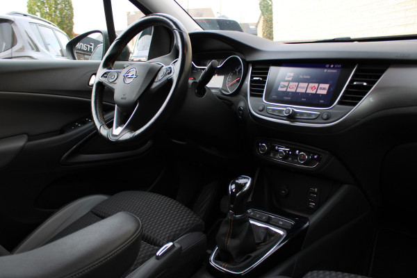 Opel Crossland X 1.2 Innovation | Winterpack | Trekhaak | Navigatie | Keyless | Parkeersensoren voor + achter