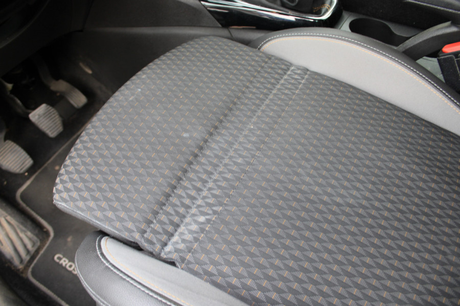 Opel Crossland X 1.2 Innovation | Winterpack | Trekhaak | Navigatie | Keyless | Parkeersensoren voor + achter