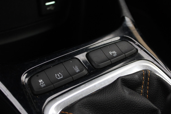 Opel Crossland X 1.2 Innovation | Winterpack | Trekhaak | Navigatie | Keyless | Parkeersensoren voor + achter