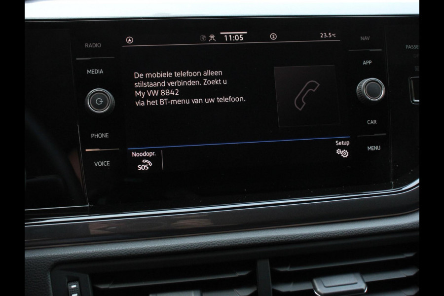 Volkswagen Polo 1.0 TSI 110pk DSG Style Navigatie Apple Carplay/ Android Auto Parkeersensoren Adaptive Cruise Control Blind Spot Assist Stoelverwarming Ledverlichting Climate Control