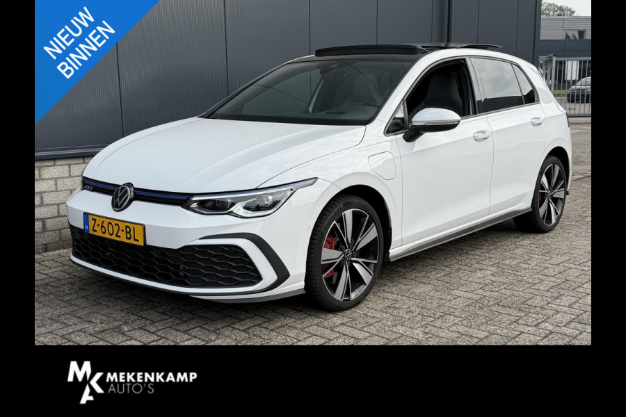 Volkswagen Golf 1.4 eHybrid GTE 18"/SOH 91%/Leder + memory/Panoramadak/IQ Light/Dynamic chassis/Stuur + stoelverwarming + ventilatie/Head-up/Standkachel/Camera/PDC v+a