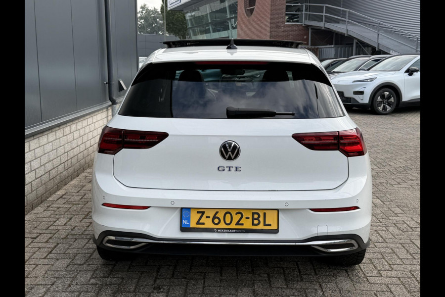 Volkswagen Golf 1.4 eHybrid GTE 18"/SOH 91%/Leder + memory/Panoramadak/IQ Light/Dynamic chassis/Stuur + stoelverwarming + ventilatie/Head-up/Standkachel/Camera/PDC v+a