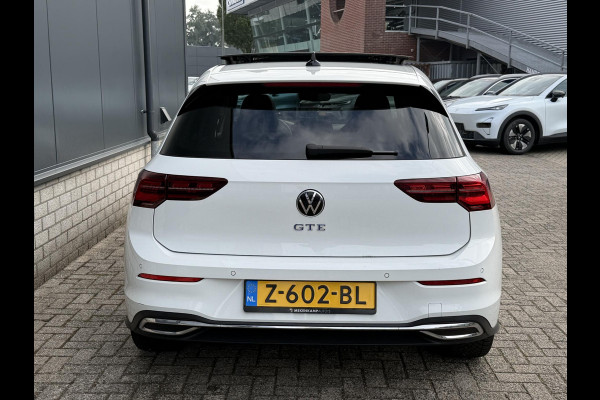 Volkswagen Golf 1.4 eHybrid GTE 18"/SOH 91%/Leder + memory/Panoramadak/IQ Light/Dynamic chassis/Stuur + stoelverwarming + ventilatie/Head-up/Standkachel/Camera/PDC v+a