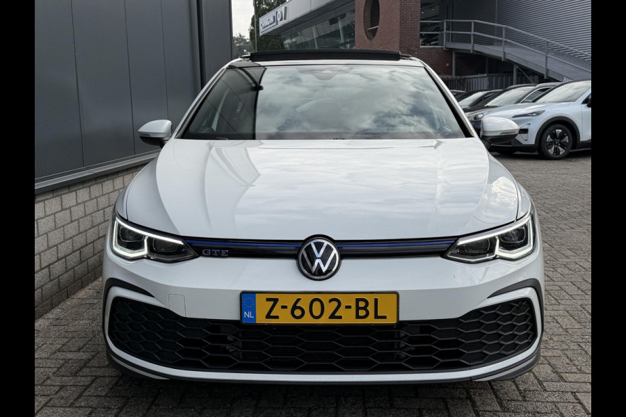 Volkswagen Golf 1.4 eHybrid GTE 18"/SOH 91%/Leder + memory/Panoramadak/IQ Light/Dynamic chassis/Stuur + stoelverwarming + ventilatie/Head-up/Standkachel/Camera/PDC v+a