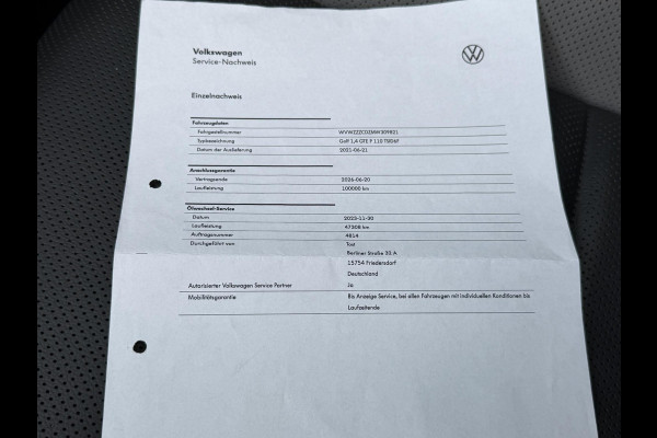 Volkswagen Golf 1.4 eHybrid GTE 18"/SOH 91%/Leder + memory/Panoramadak/IQ Light/Dynamic chassis/Stuur + stoelverwarming + ventilatie/Head-up/Standkachel/Camera/PDC v+a