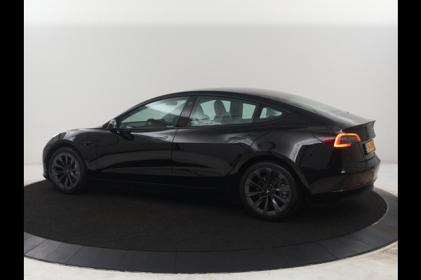 Tesla Model 3 Standard RWD Plus 60 kWh | SOH 91,8 % | Panoramadak | Lederen bekleding | Stoelverwarming | Stuurwielverwarming