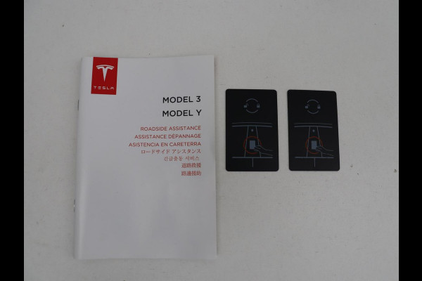 Tesla Model 3 Standard RWD Plus 60 kWh | SOH 91,8 % | Panoramadak | Lederen bekleding | Stoelverwarming | Stuurwielverwarming