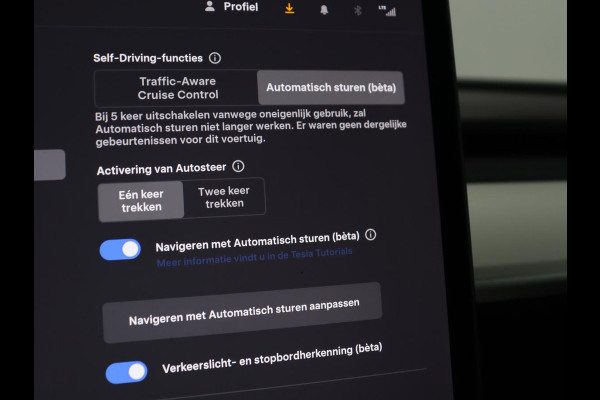 Tesla Model 3 Standard RWD Plus 60 kWh | SOH 91,8 % | Panoramadak | Lederen bekleding | Stoelverwarming | Stuurwielverwarming