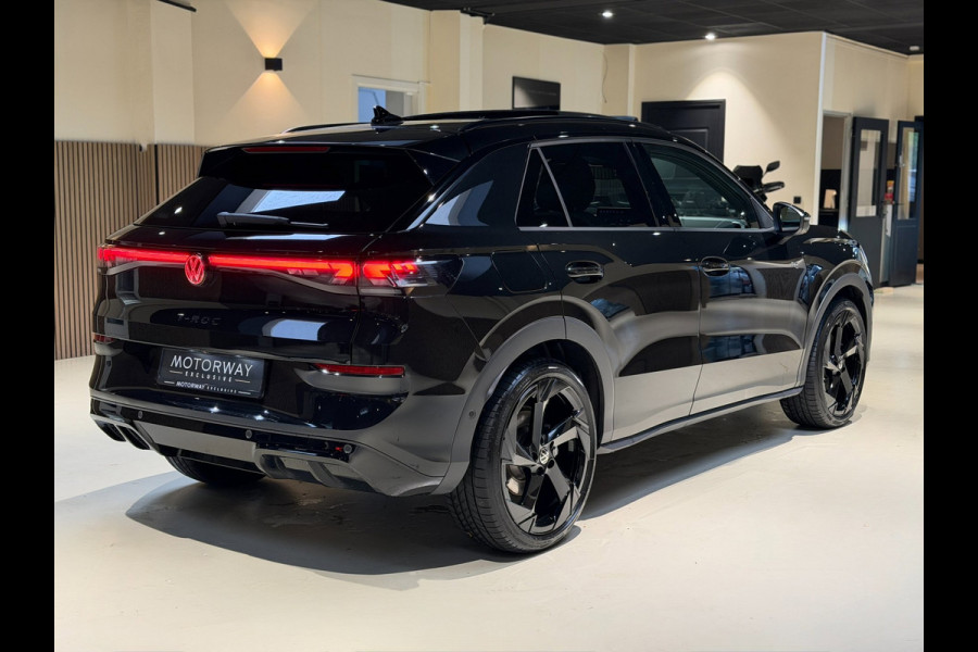 Volkswagen T-Roc 1.5 eTsi R-Line First Edition|Pano|Matrix|Keyless|H&K|HUD|360|Trekhaak|