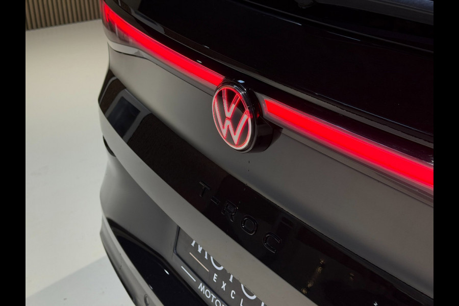 Volkswagen T-Roc 1.5 eTsi R-Line First Edition|Pano|Matrix|Keyless|H&K|HUD|360|Trekhaak|