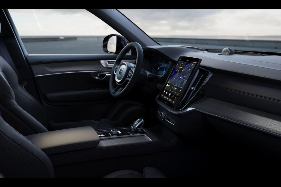 Volvo XC90 T8 406PK Automaat AWD Ultra Bright Executive Bowers & Wilkins / Luchtvering / Stoelventilatie / Head Up Display / 360 Camera / Massagestoelen / Elektrisch bedienbare stoelen met geheugen / Nappaleder /