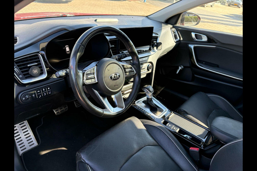Kia Xceed 1.6 GDi PHEV ExecutiveLine | Panodak | Stoelverwarming & Ventilatie | BLIS |