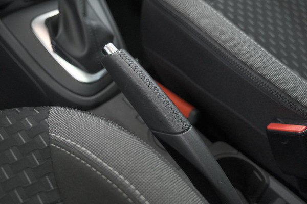 Renault Captur TCe 150 EDC Intens | Panoramadak | Camera | Allseason Banden