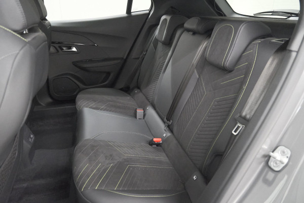 Peugeot 2008 PureTech 130 EAT8 GT | 360 Camera | Stoelmassage | Adaptieve Cruise Control | Dodehoekdetectie
