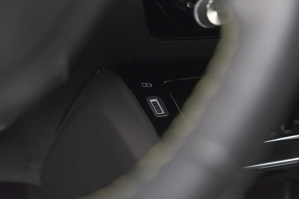 Peugeot 2008 PureTech 130 EAT8 GT | 360 Camera | Stoelmassage | Adaptieve Cruise Control | Dodehoekdetectie