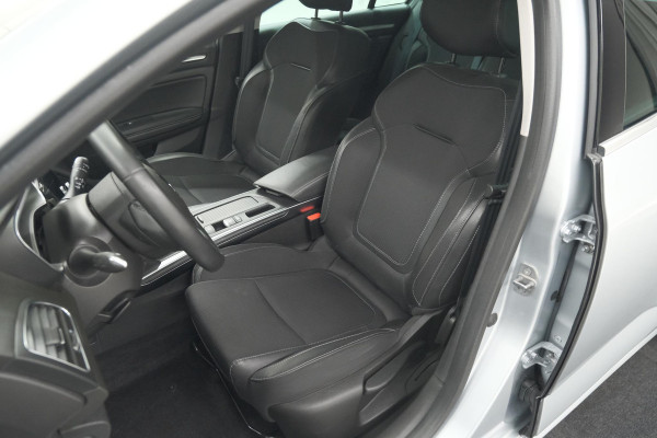 Renault Mégane Estate TCe 140 EDC Techno | Dodehoekdetectie | Camera | 9.3 Inch Grootscherm | Climate Control