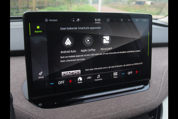 Škoda ENYAQ iV 80 | Panoramadak | Trekhaak | Camera | Sfeerverlichting | Apple Carplay | NL-Auto |