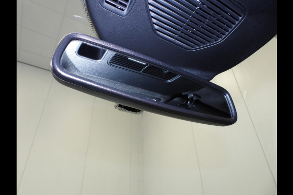 Ford Kuga 2.5 PHEV Plug-In ST-Line X TREKH./NAVI/LED/B&O/HEAD-UP/18"LMV!