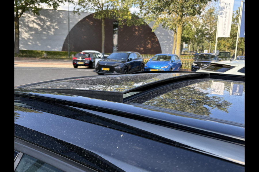 Volvo XC40 Recharge Ultimate 70 kWh SOH 95% | 360 CAMERA | STOEL STUURVERWARMING | MEM. SEAT | ELEK. STOEL | PANO | RIJKLAARPRIJS INCL. 12 MND BOVAG GARANTIE! | KEYLESS + DODEHOEK |