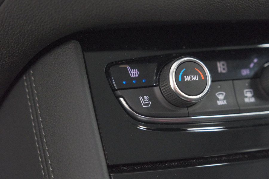 Opel Grandland 1.6 Turbo Plug-In Hybrid Level 4 | BOMVOL! | Trekhaak | Elektrische Kofferklep | Adaptieve Cruise Control | Leerpakket