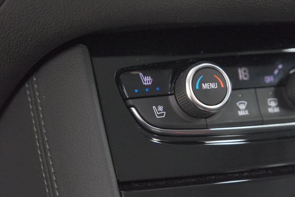 Opel Grandland 1.6 Turbo Plug-In Hybrid Level 4 | BOMVOL! | Trekhaak | Elektrische Kofferklep | Adaptieve Cruise Control | Leerpakket