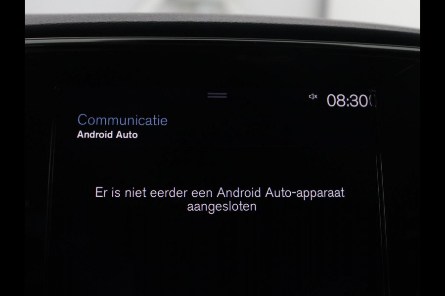Volvo XC40 1.5 T5 Recharge Business Pro | SOH 84,5 | 360 Camera | Stoelverwarming | LED | Apple Carplay |