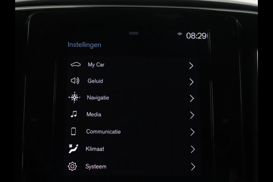 Volvo XC40 1.5 T5 Recharge Business Pro | SOH 84,5 | 360 Camera | Stoelverwarming | LED | Apple Carplay |