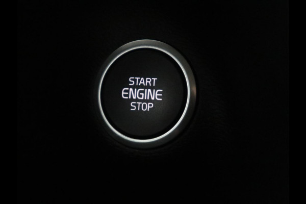 Volvo XC40 1.5 T5 Recharge Business Pro | SOH 84,5 | 360 Camera | Stoelverwarming | LED | Apple Carplay |