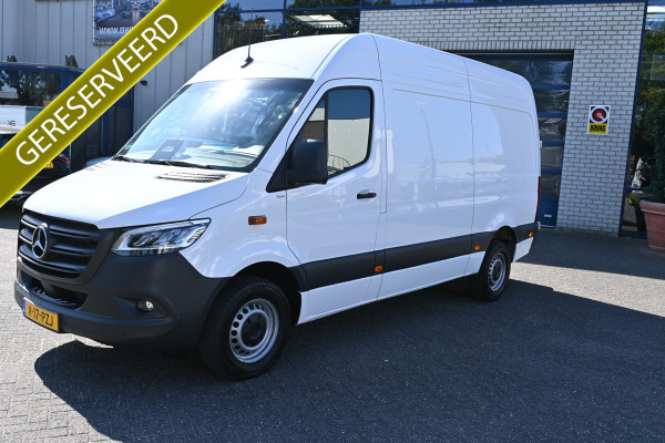 Mercedes-Benz Sprinter 317 CDI L2H2 Pro HD LED, MBUX Navigatie met camera en parkeerpakket, Winterpakket, Etc.