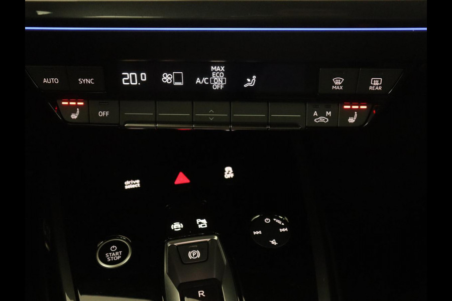 Audi Q4 e-tron 40 S edition 77 kWh | SOH 96% | Camera | Stoelverwarming | Keyless Entry | Apple Carplay | LED | S-Line |