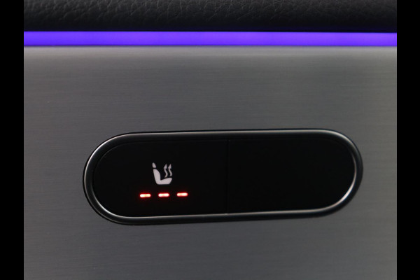 Mercedes-Benz A-Klasse 180 Business Solution AMG | Apple Carplay | LED | Navigatie | Stoelverwarming |