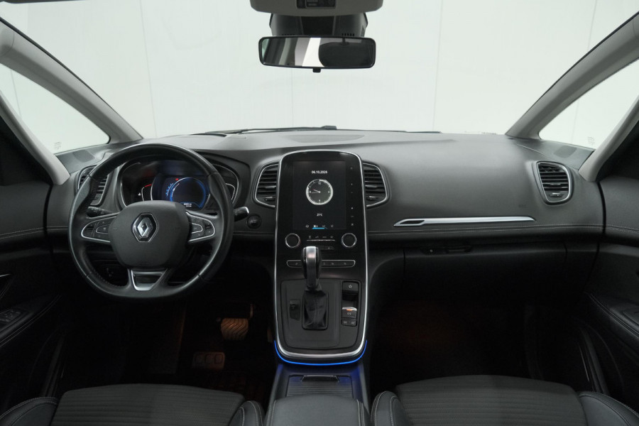 Renault Scénic TCe 140 EDC Intens | Trekhaak | Camera | Head-Up Display | Dodehoekdetectie