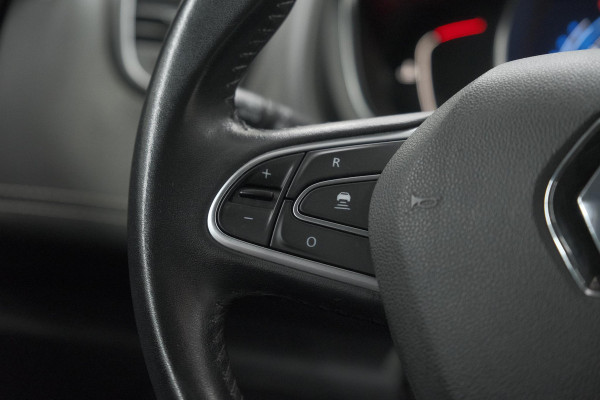 Renault Scénic TCe 140 EDC Intens | Trekhaak | Camera | Head-Up Display | Dodehoekdetectie